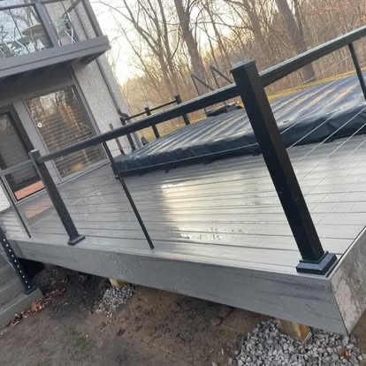 Gray Trex deck with cable railings